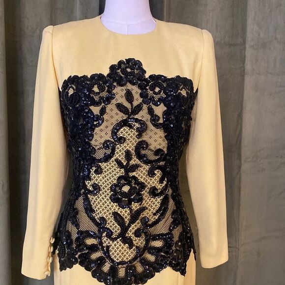 Carolina Herrera yellow  lace detailed Sheath Long Sleeve Dress, US6 - Picture 5 of 11